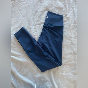 Lululemon In Movement Leggings 25”